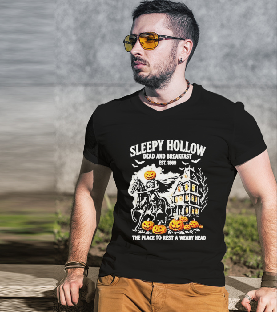 Sleepy Hollow Dead And Breakfast Est 1869 Headless Horseman Pumpkin Halloween The Place To Rest A Weary Head T-Shirt