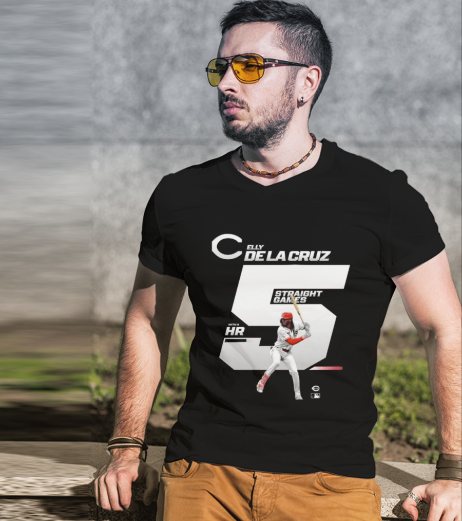 Elly De La Cruz 5 Straight Game 26 HR Baseball Player T-Shirt