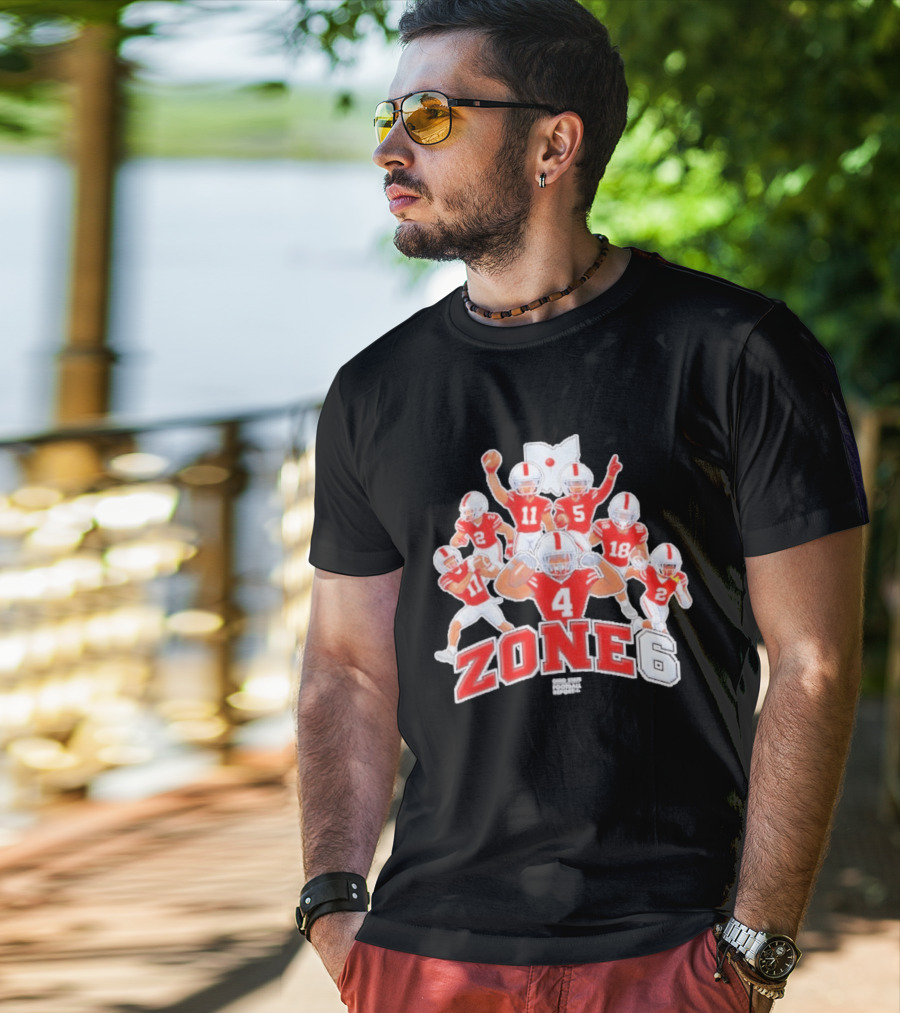 Zone 6 Ohio State Buckeyes Football Players Pose With State T-Shirt