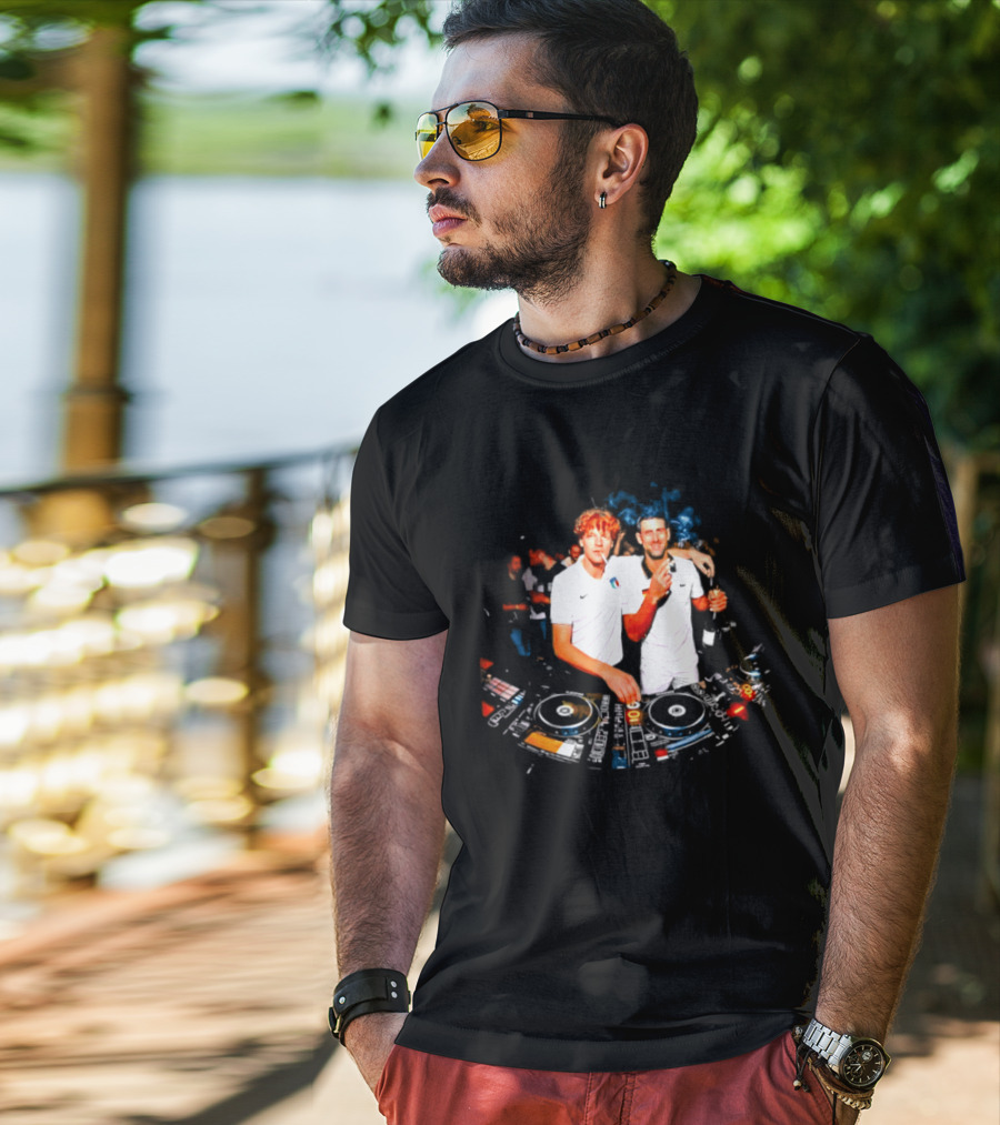 Jannik Sinner Novak Djokovic DJ Party Smoking And Beer 2026 T-Shirt