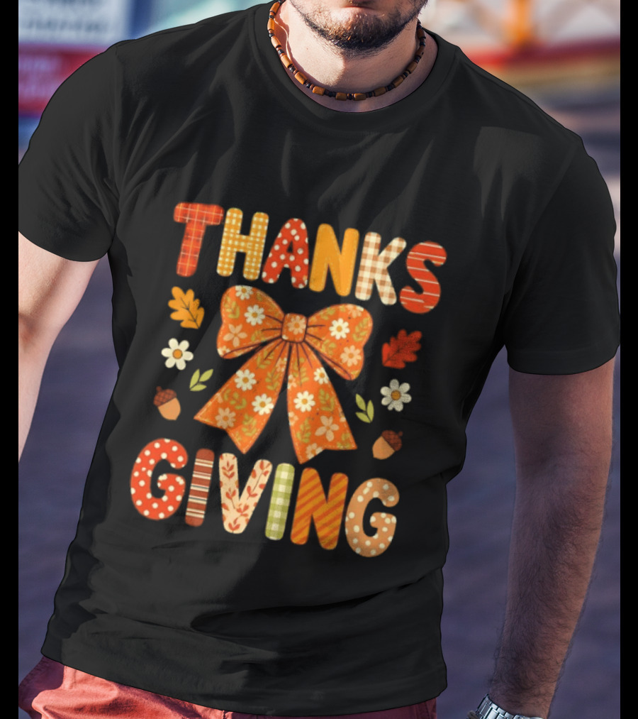 Thanksgiving Floral Bow With Autumn Acorns And Leaves T-Shirt