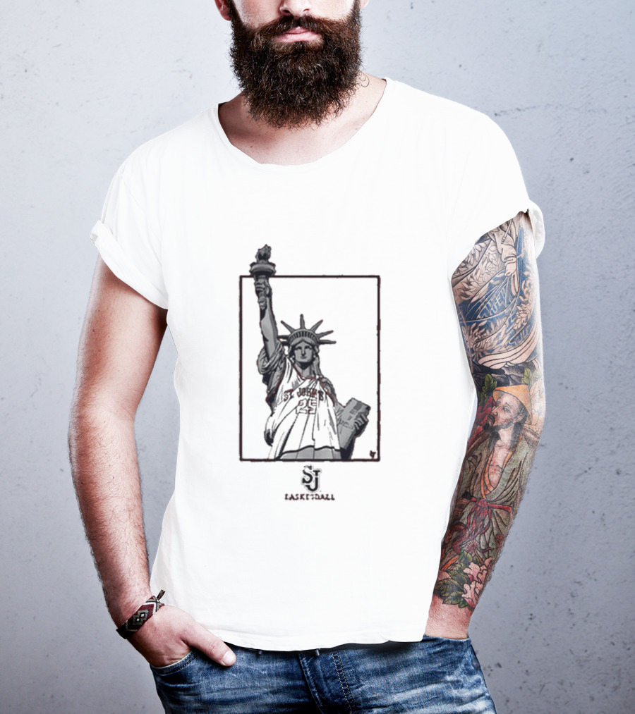 St John's Basketball New York's Team Statue Of Liberty SI Image T-Shirt