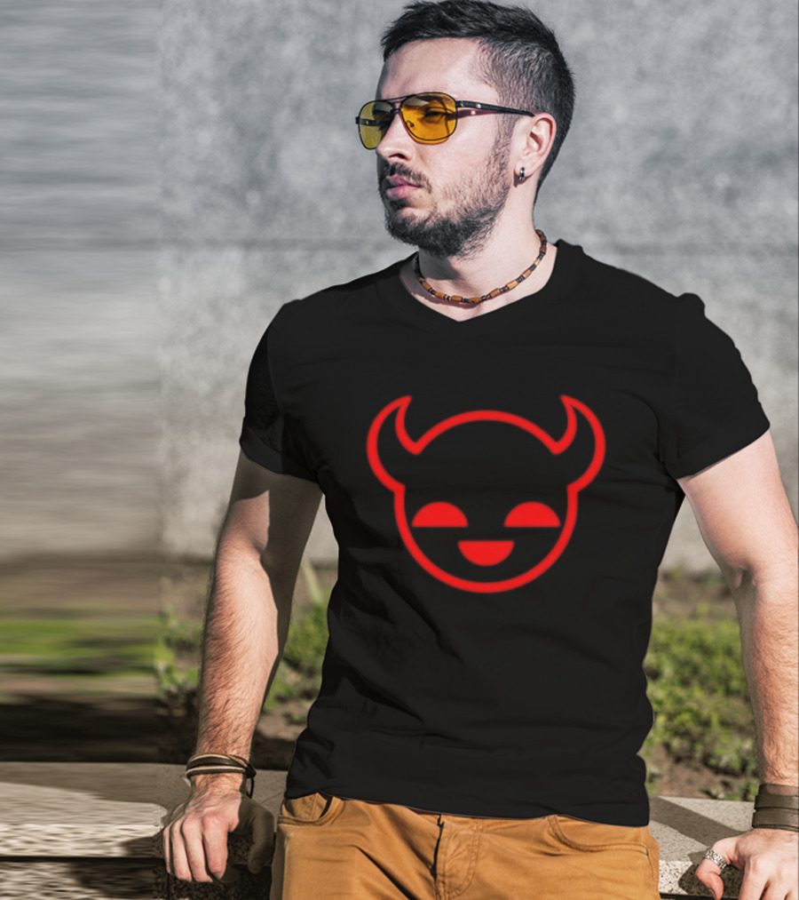 Homestuck Trollian Horned Smiley Face Red T-Shirt