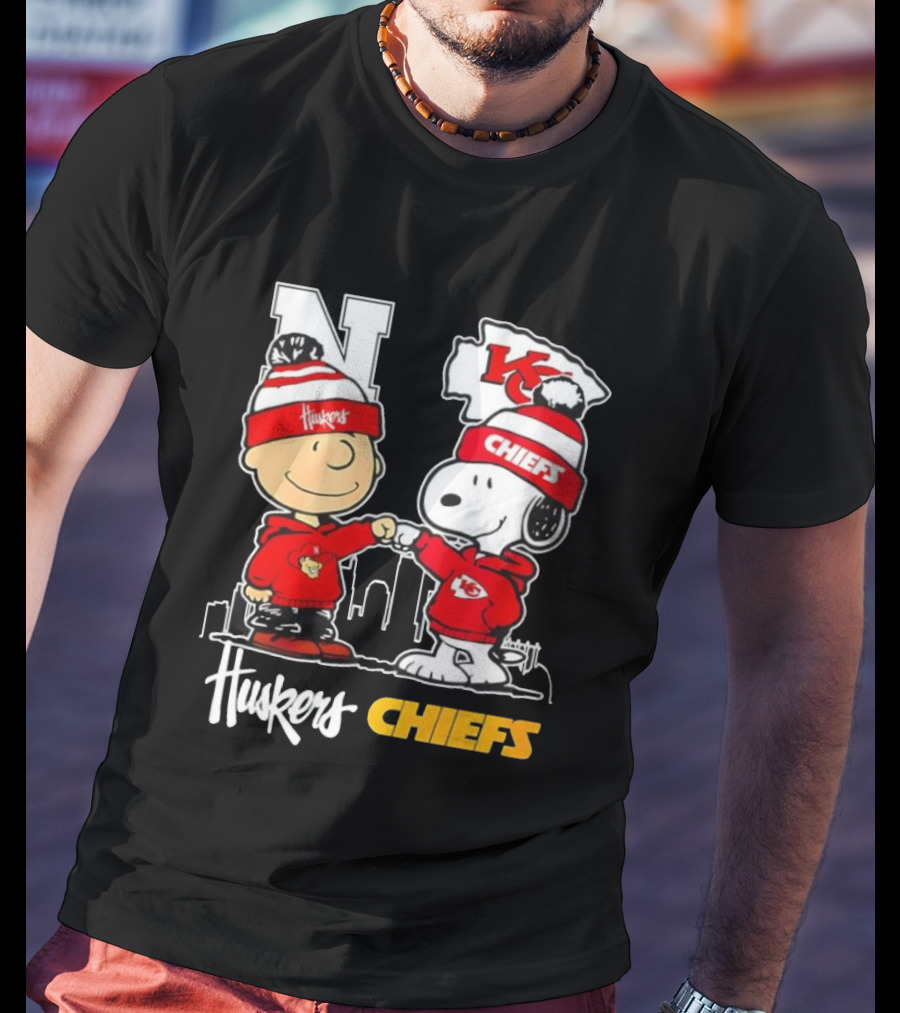 Peanuts Characters Huskers Chiefs Kansas City Snoopy Woodstock Fist Bump T-Shirt