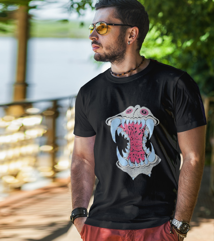 Pigsx7 Hippo Psychedelic Fang Mouth Design T-Shirt