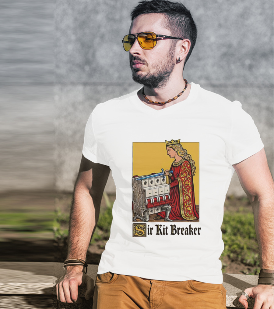 Sir Kit Breaker Queen Of Swords Knight Tarot Crown T-Shirt