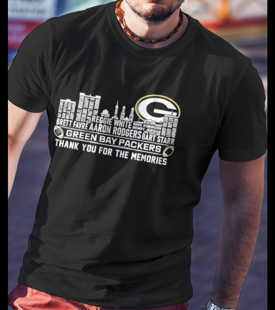 Green Bay Packers Aaron Rodgers City Skyline Thank You For The Memories T-Shirt