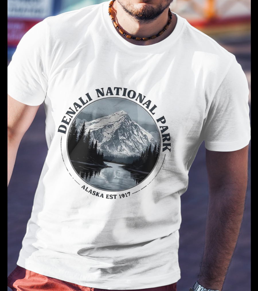 Denali National Park Alaska Est 1917 Majestic Mountain Landscape T-Shirt