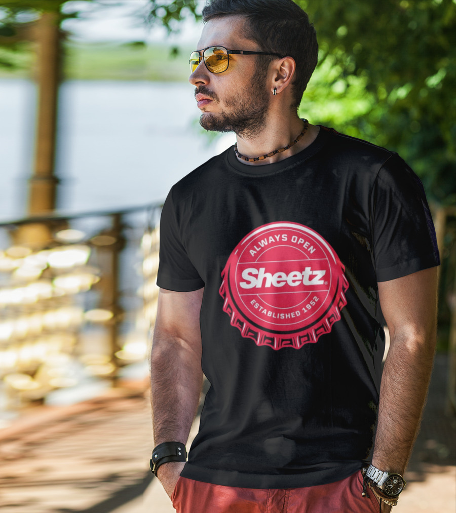 Always Open Sheetz Established 1952 Red Bottle Cap T-Shirt