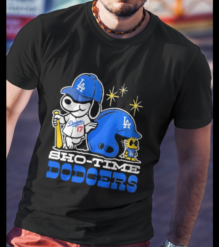 Los Angeles Dodgers Snoopy Show Time Baseball Fan Collectible T-Shirt