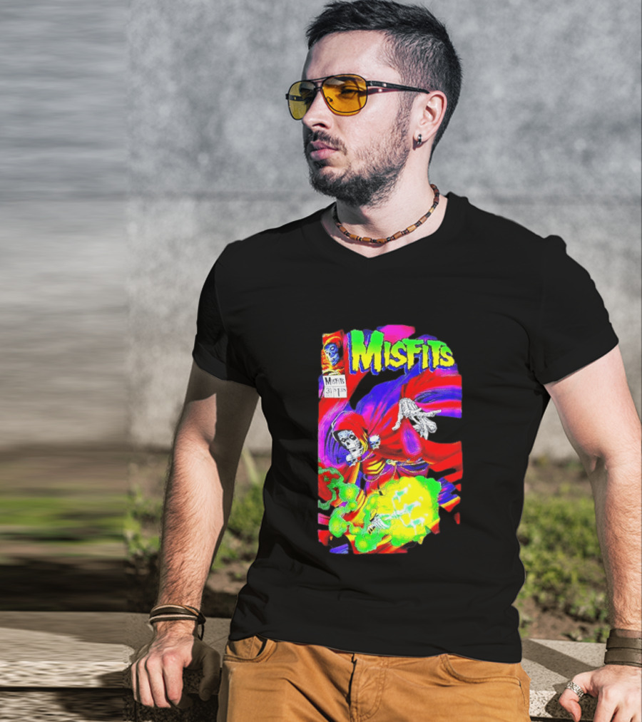 Misfits Hell Fiend Spawn 31 Fiend Skull Cloak Neon T-Shirt