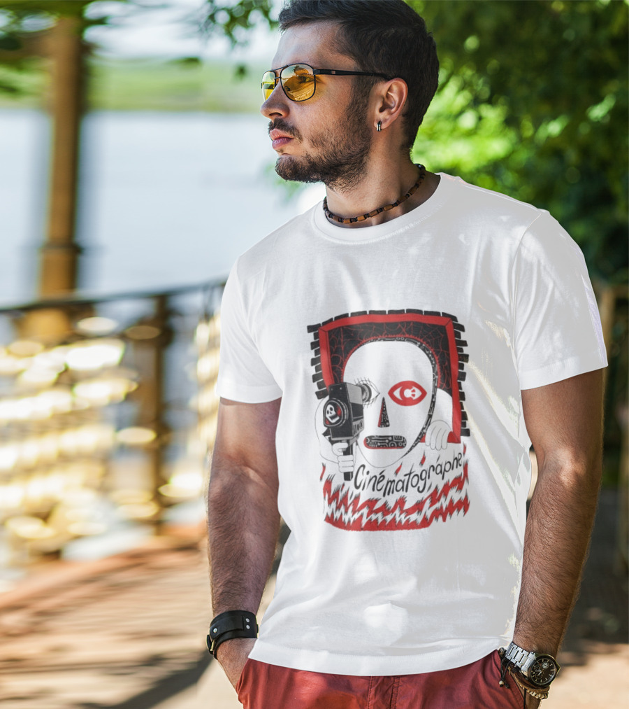 Cinématographe Peeping Tom Red Mask Camera T-Shirt
