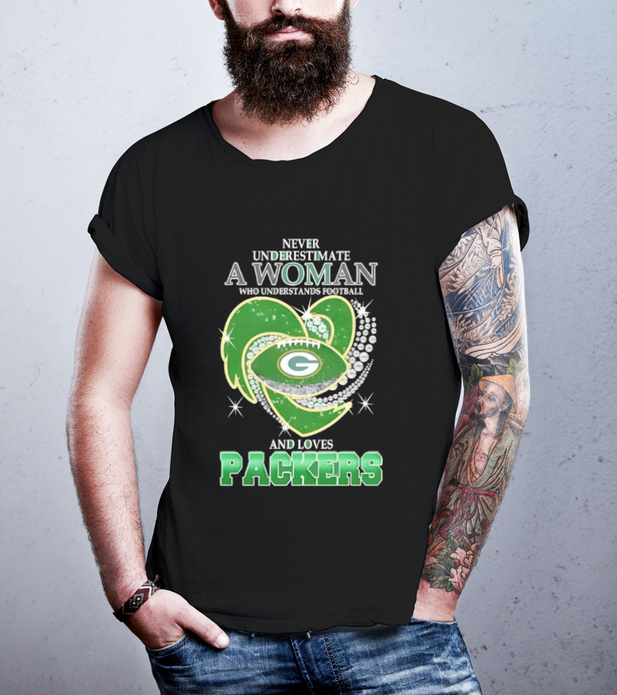 Never Underestimate A Woman Who Understands Football And Loves Packers T-Shirt