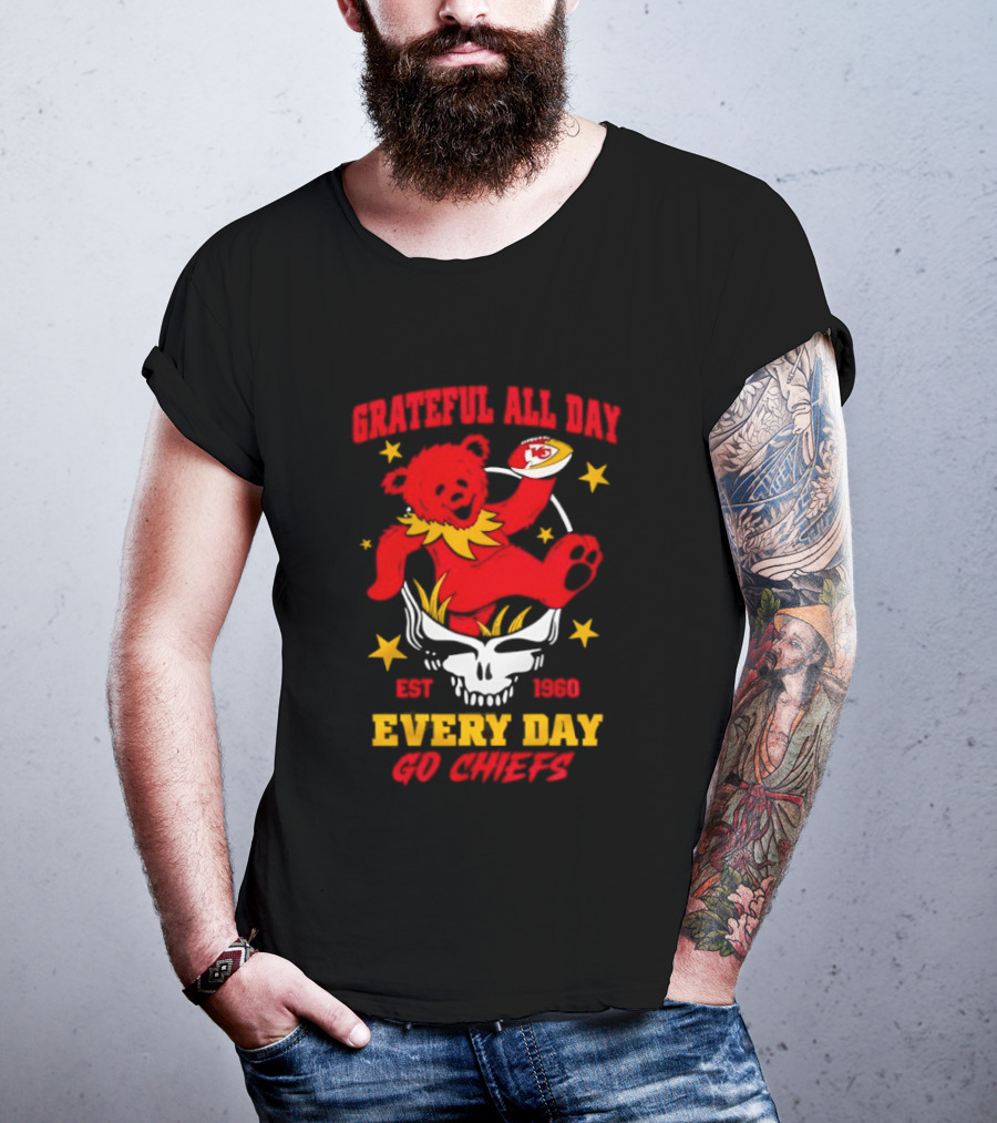 Grateful All Day Every Day Go Chiefs Est 1960 Kansas City Chiefs X Grateful Dead T-Shirt