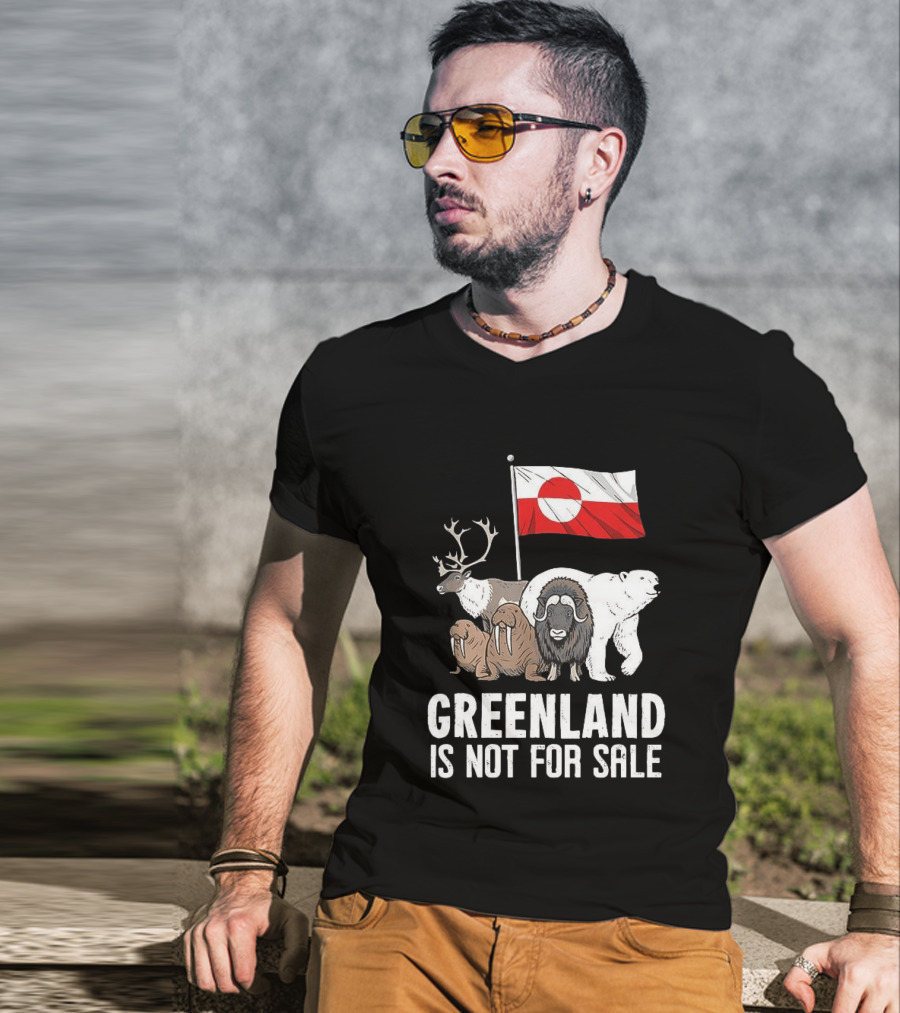 Greenland Wildlife And Flag With Reindeer Walrus Polar Bear Boasting Local Pride T-Shirt