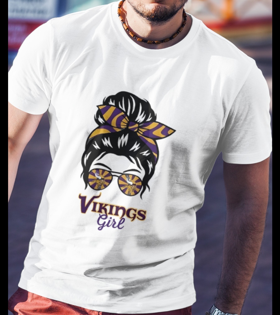 Minnesota Vikings Girl Messy Bun Sunglasses Fan T-Shirt