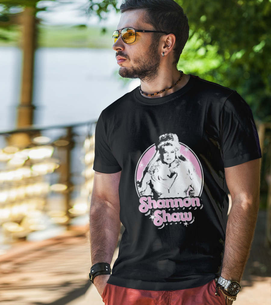 Shannon Shaw Fur Coat Glamour Pink Starry T-Shirt