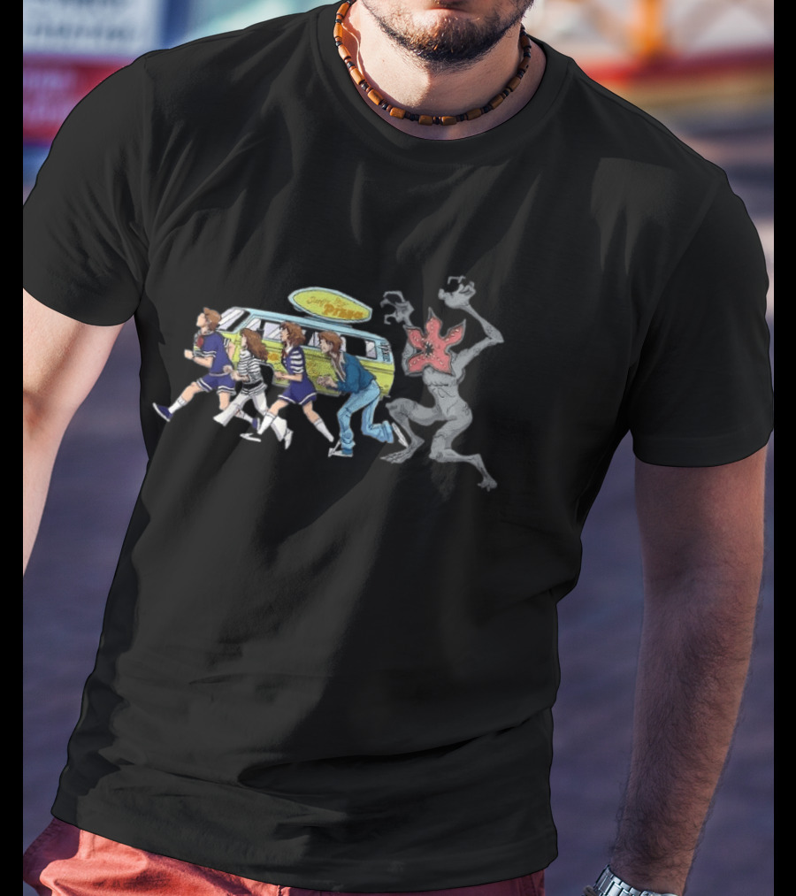 Stranger Things X Scooby Doo Mystery Gang Surfer Boy Pizza Demogorgon Chase T-Shirt