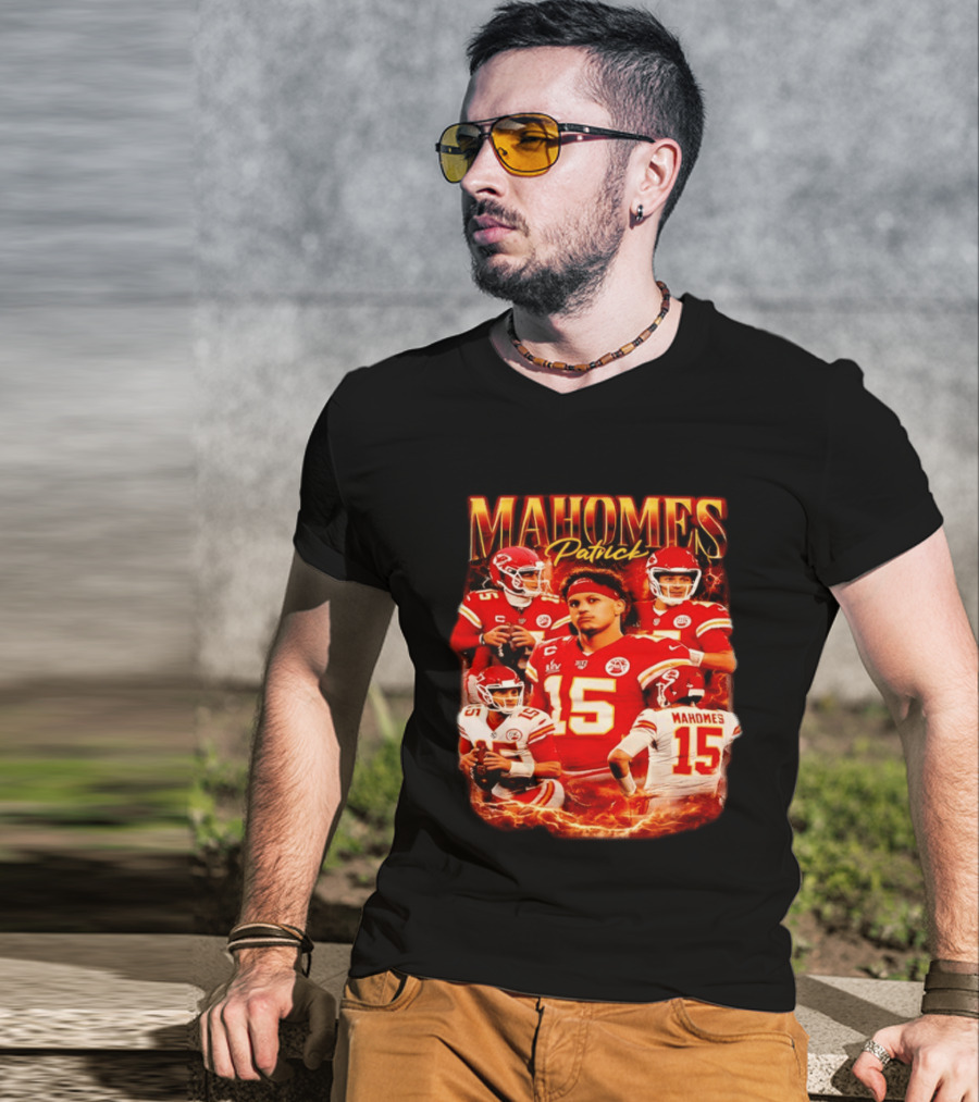 Patrick Mahomes Kansas City 90s KC Football Quarterback Chiefs NFL Champion T-Shirt