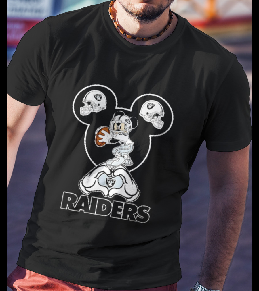 Las Vegas Raiders Mickey Mouse Football Heart Hands Helmet T-Shirt