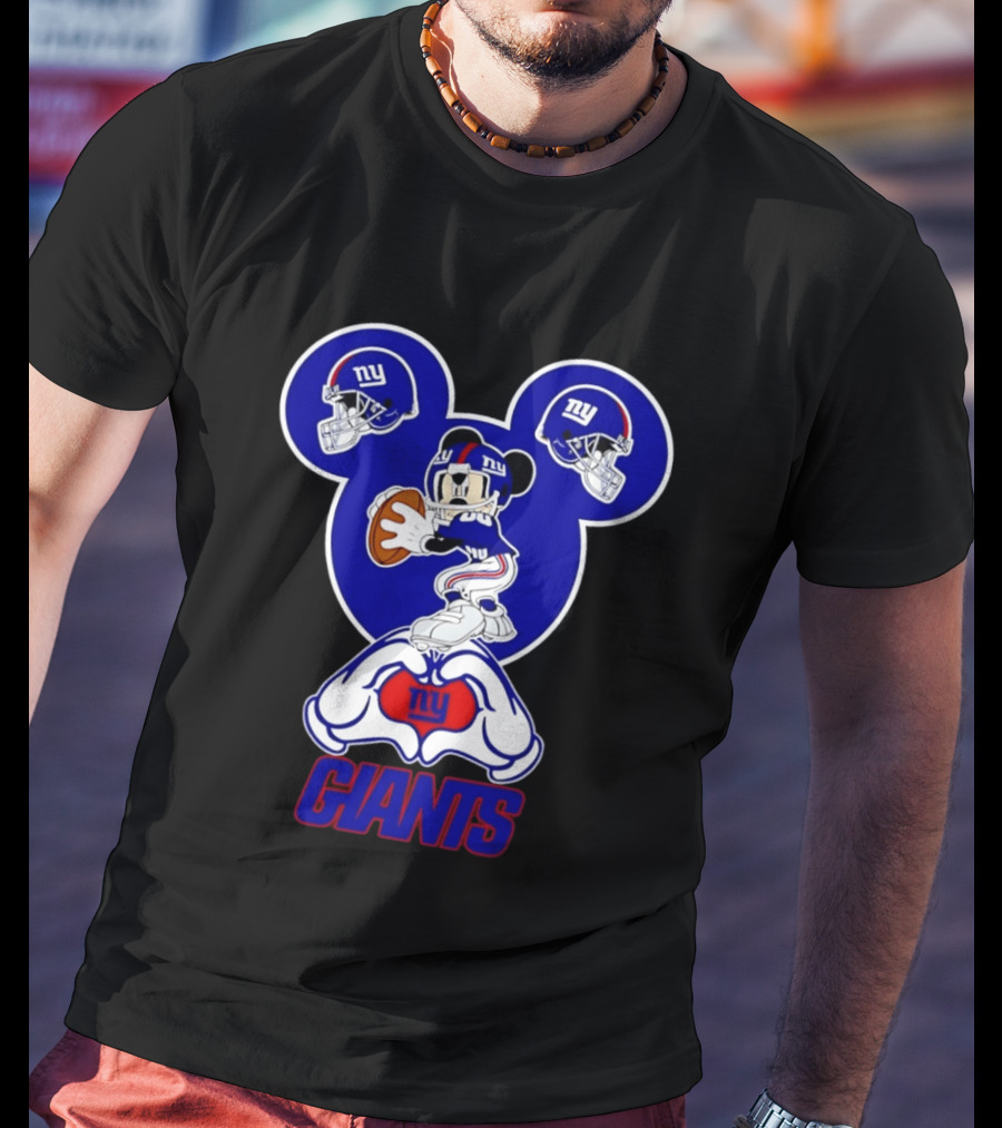 New York Giants Mickey Mouse Heart Hands NFL Team Fan Gear T-Shirt