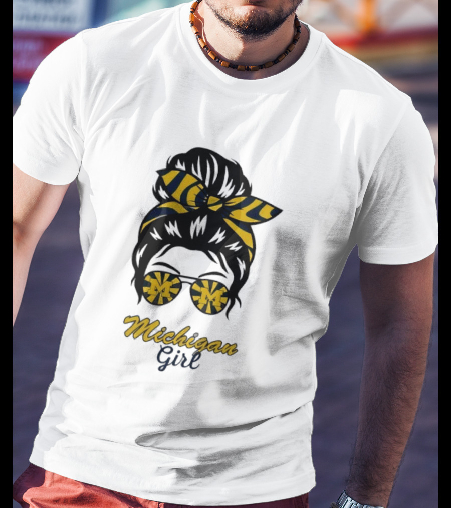 Michigan Girl Messy Bun Glasses Bow T-Shirt