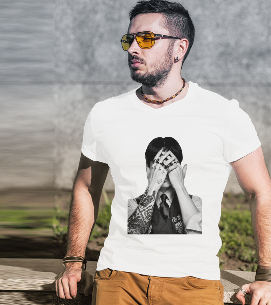Jung Kook BTS Arirang Tour Tattoo Art Aesthetic T-Shirt