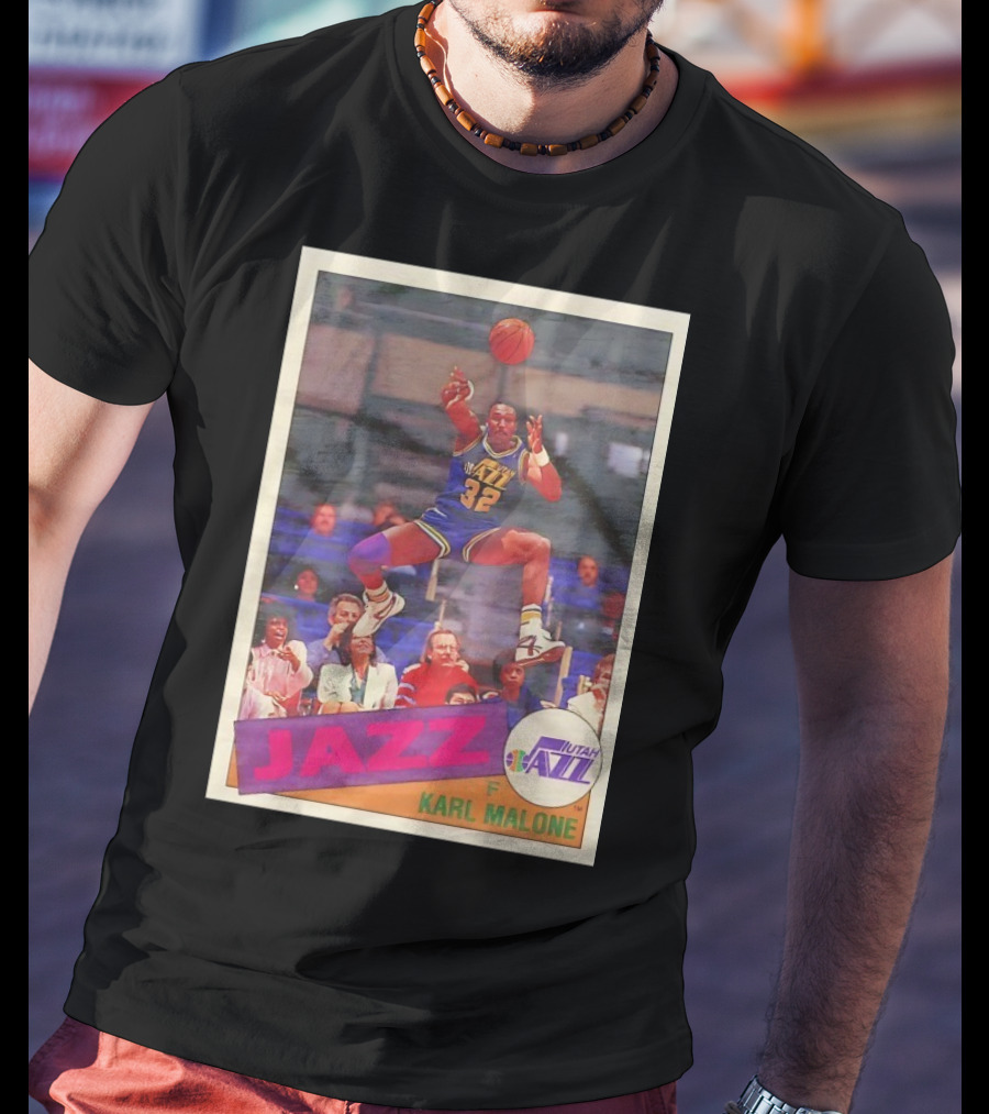 Utah Jazz Karl Malone 32 Basketball Card 1992 T-Shirt