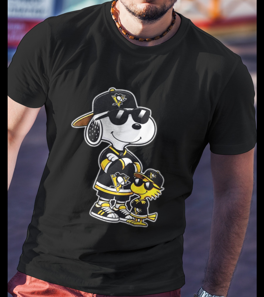 Snoopy Woodstock Pittsburgh Penguins NHL 2026 Sports Fan Collaboration T-Shirt