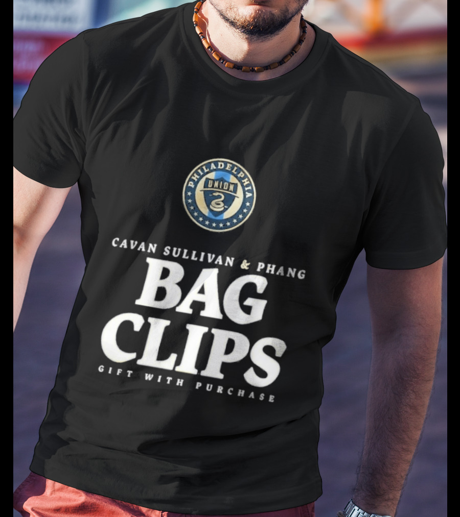 Philadelphia Cavan Sullivan Phang Bag Clips Gift With Purchase T-Shirt
