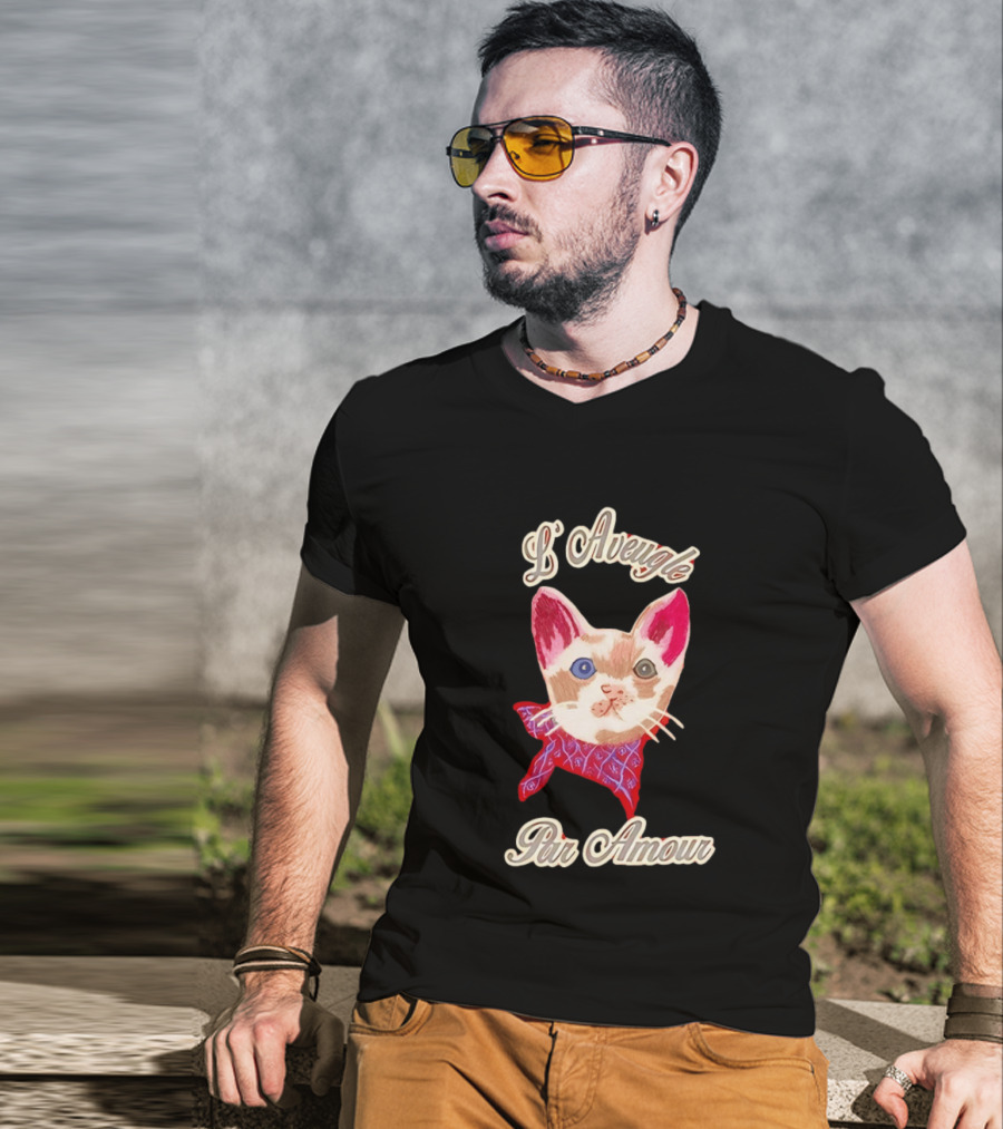 L'Aveugle Par Amour Cute Cat With Red Bandana T-Shirt