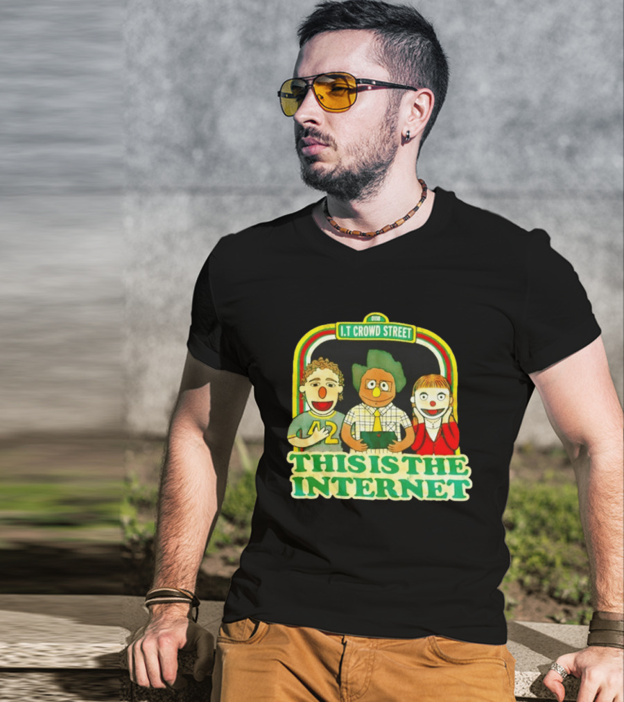 The IT Crowd Street This Is The Internet 0118 Muppet T-Shirt