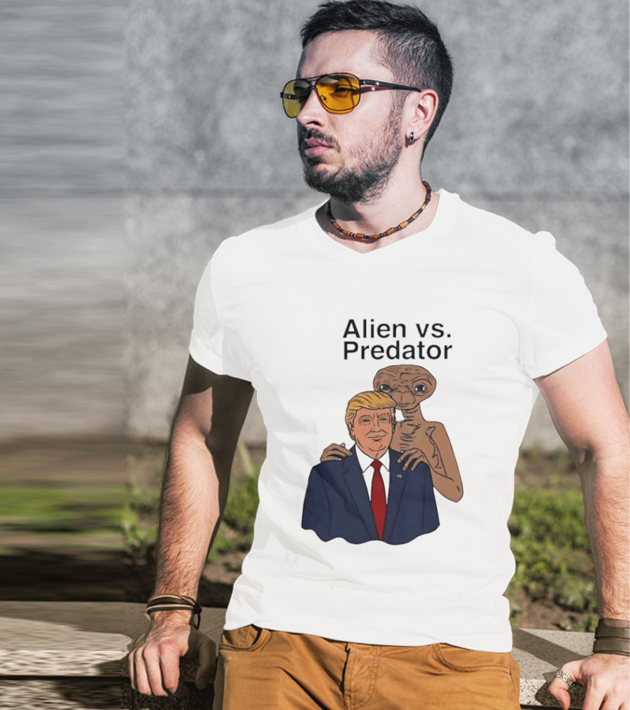 Alien Vs Predator Donald Trump ET Parody Fashion T-Shirt