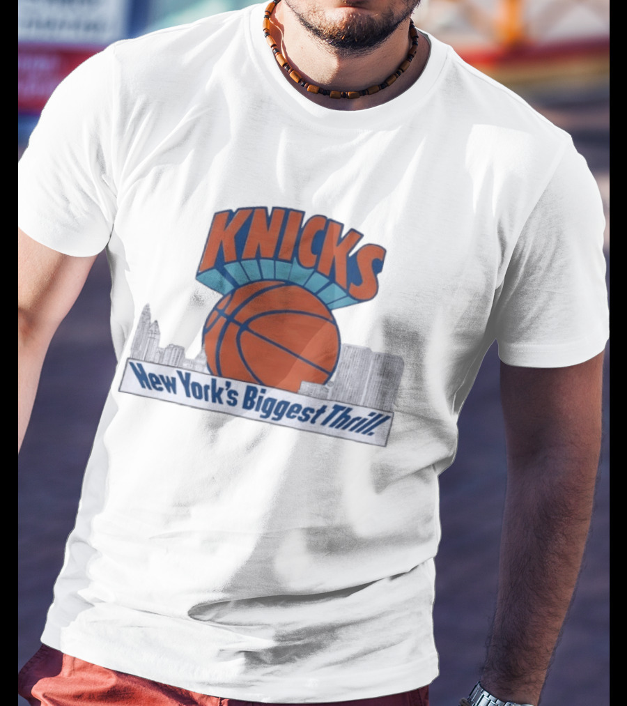 Knicks New York's Biggest Thrill Basketball Skyline T-Shirt