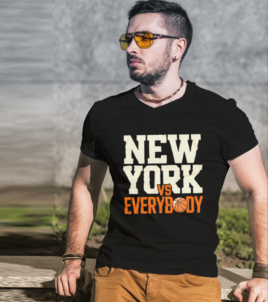New York Knicks Vs Everybody Basketball Team Fan T-Shirt