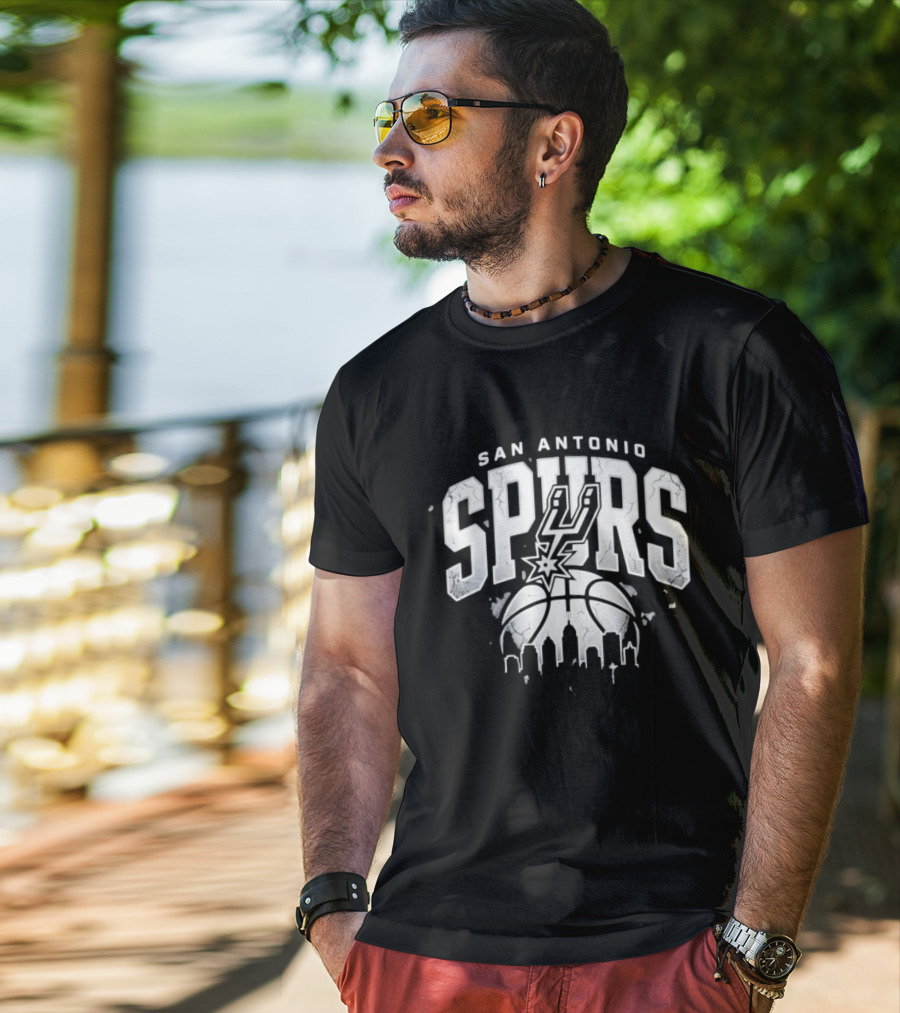 San Antonio Spurs NBA Streetwear Basketball Skyline T-Shirt