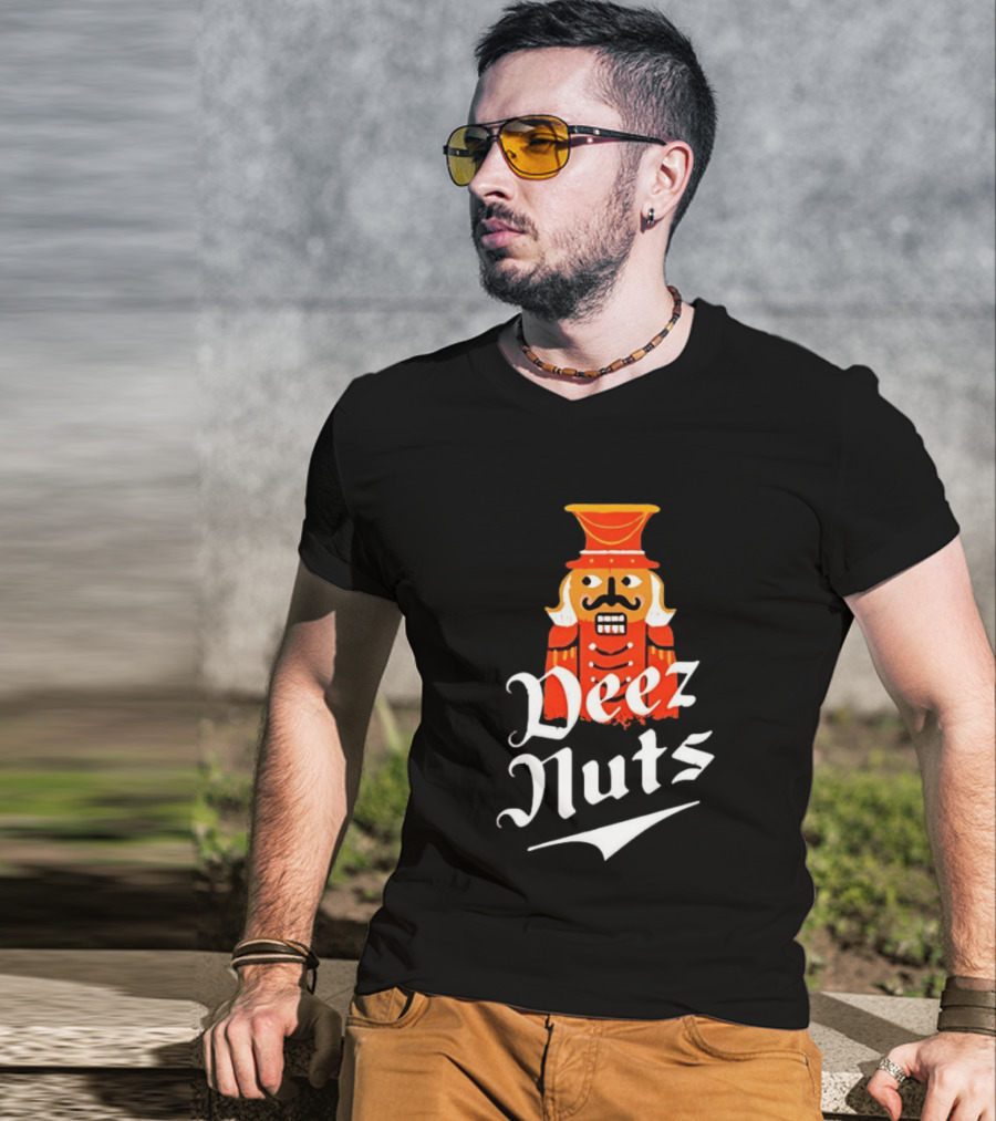 Nutcracker Deez Nuts Christmas Humor Wordplay Novelty T-Shirt