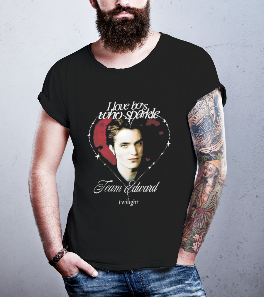 I Love Boys Who Sparkle Team Edward Twilight Heart Design T-Shirt