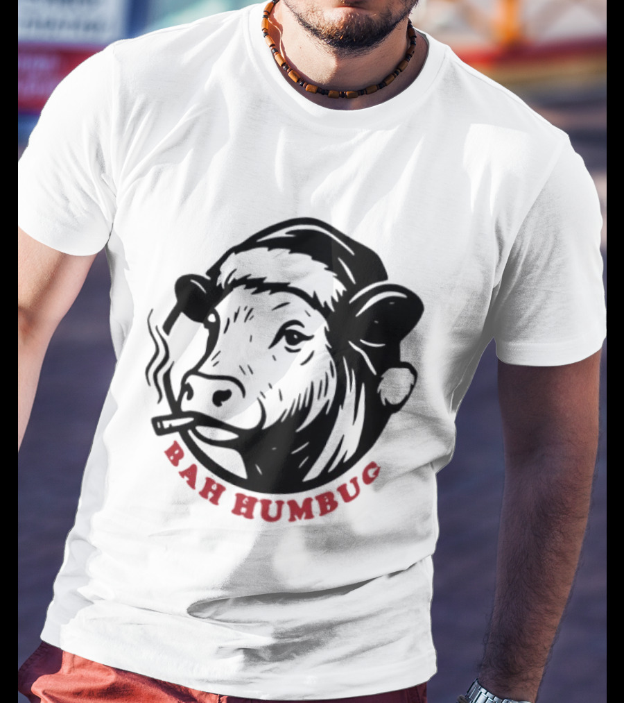 Cow Santa Smoking Bah Humbug Christmas Humor T-Shirt