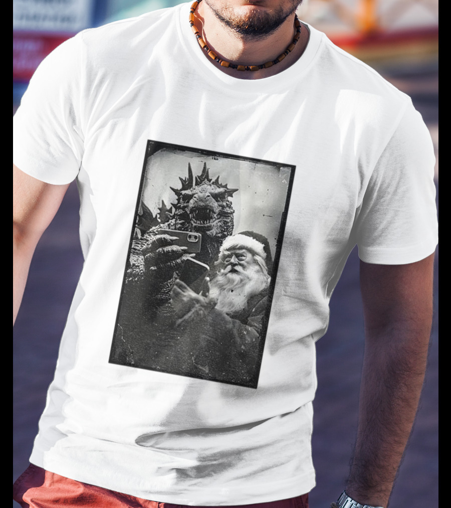 Godzilla Santa Claus Black And White Vintage Selfie T-Shirt