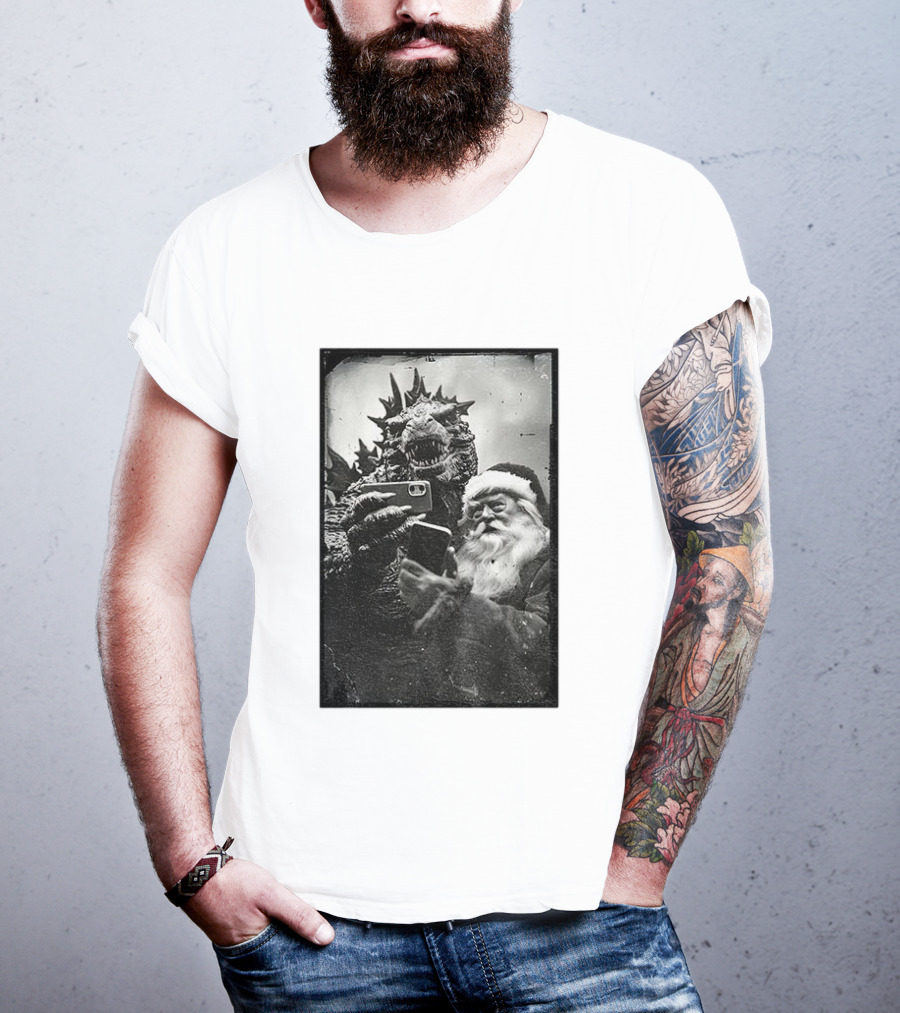 Godzilla Santa Claus Black And White Vintage Selfie T-Shirt