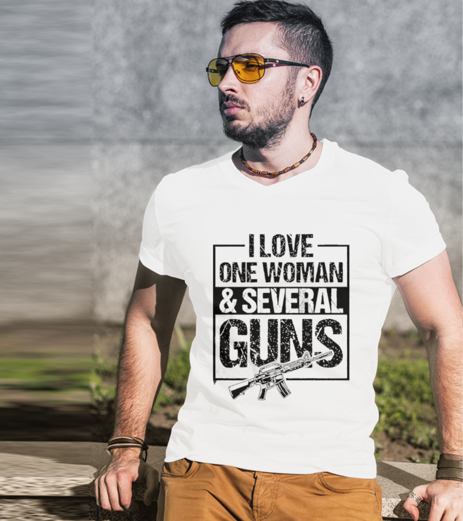 I Love One Woman And Several Guns Vintage American Flag And Bullet Pistols T-Shirt