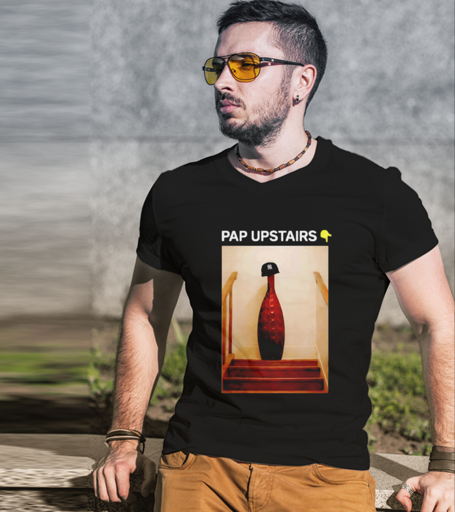 PAP UPSTAIRS New York Yankees Iconic Hat Emoji Stairs T-Shirt