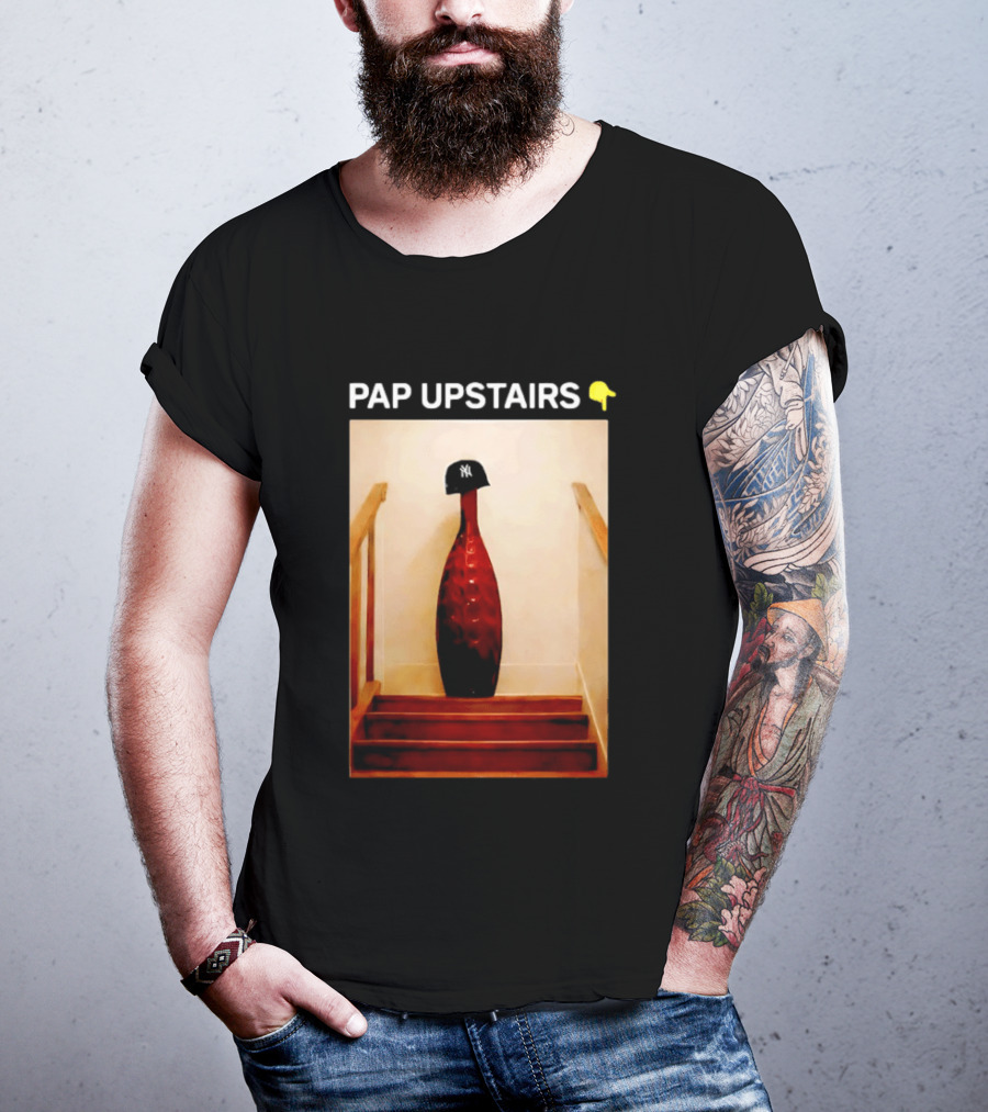 PAP UPSTAIRS New York Yankees Iconic Hat Emoji Stairs T-Shirt