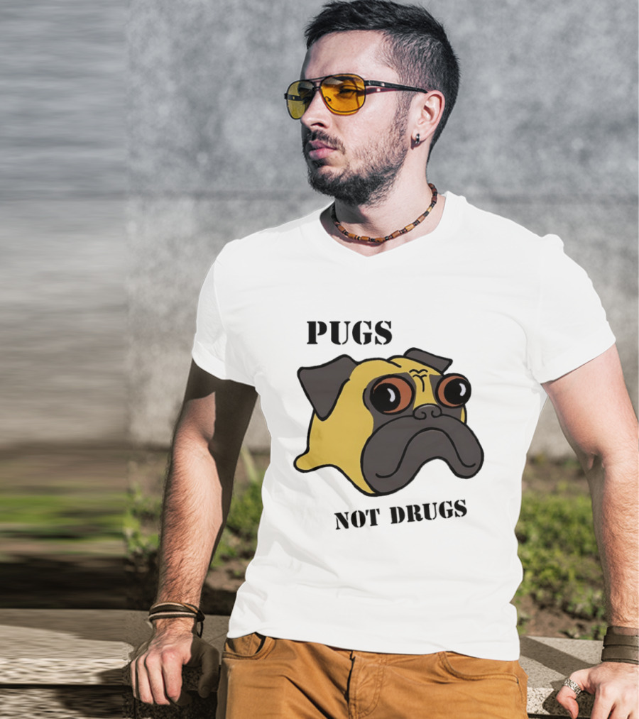 Pugs Not Drugs Cartoon Dog Face Funny Anti Drug Message T-Shirt