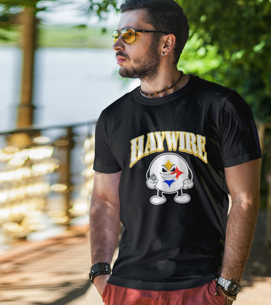 Pittsburgh Steelers Haywire Fun Character With Gun And Grin T-Shirt