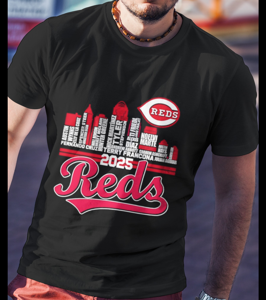 Cincinnati Reds Skyline Players 2025 Reds T-Shirt