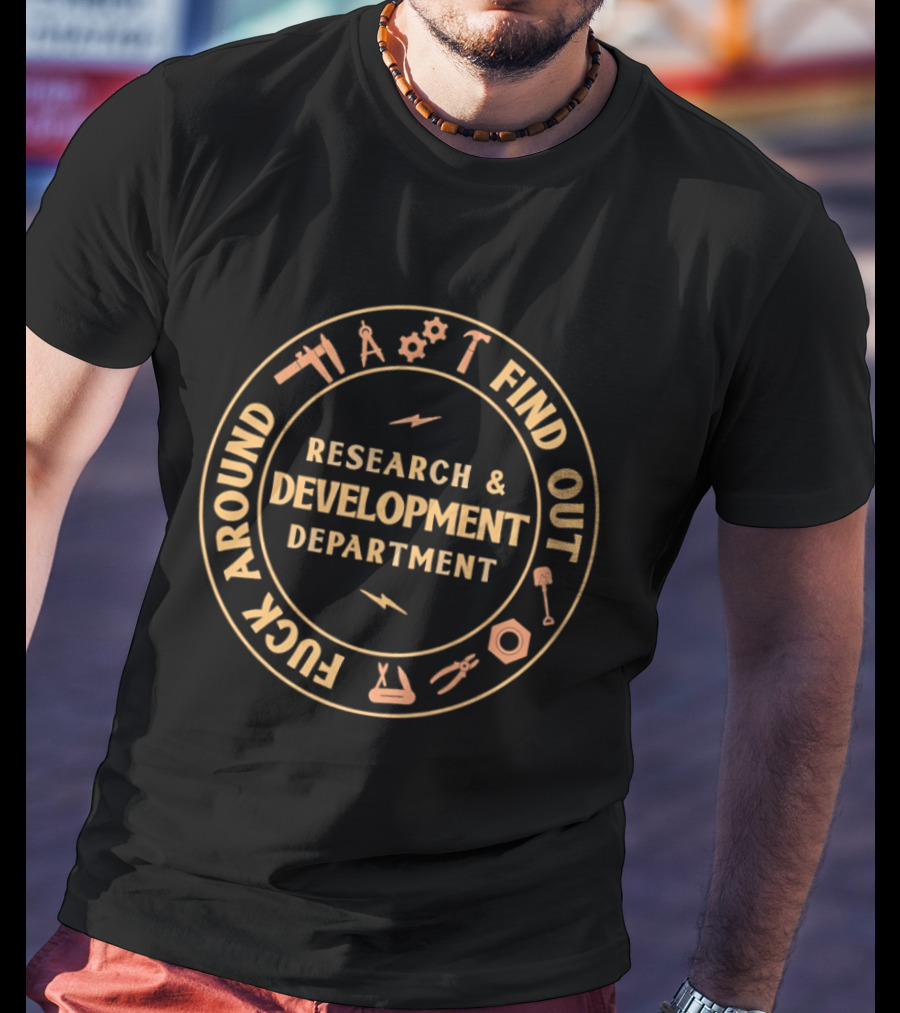 Chris Boden FAFO Research And Development Department Circular T-Shirt