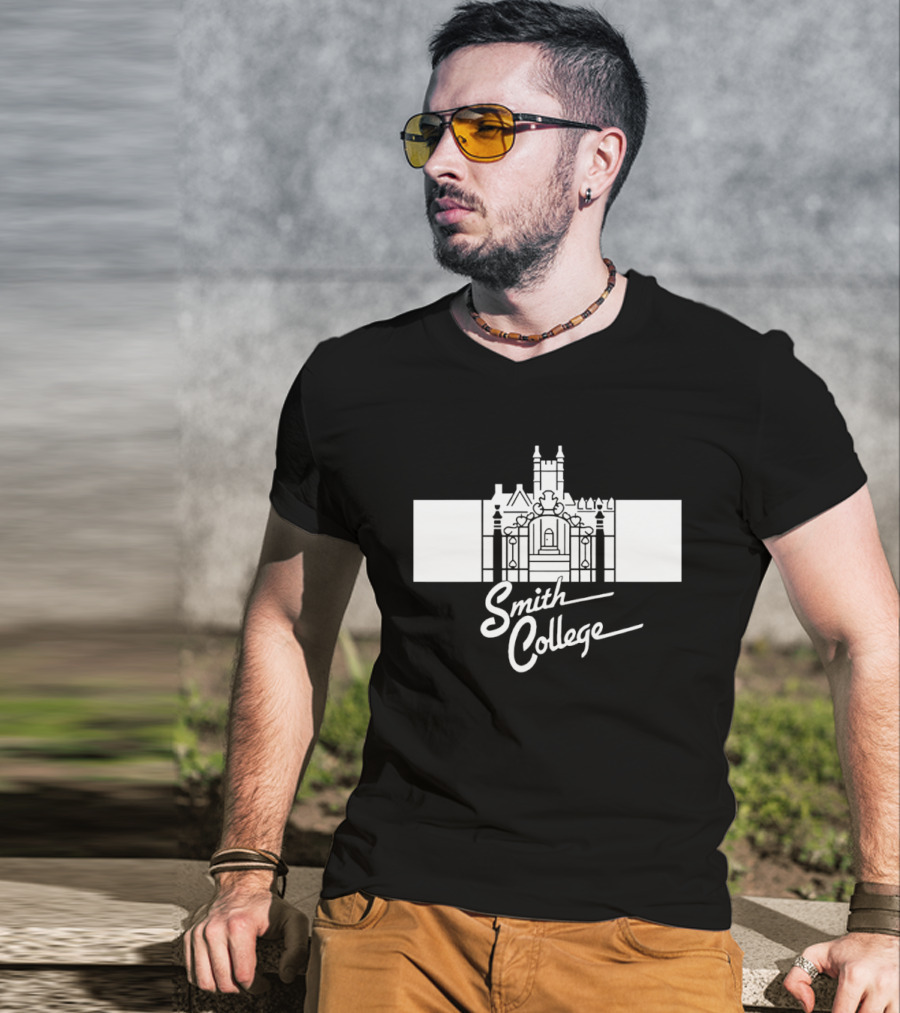 Stranger Things Robin Buckley Smith College T-Shirt
