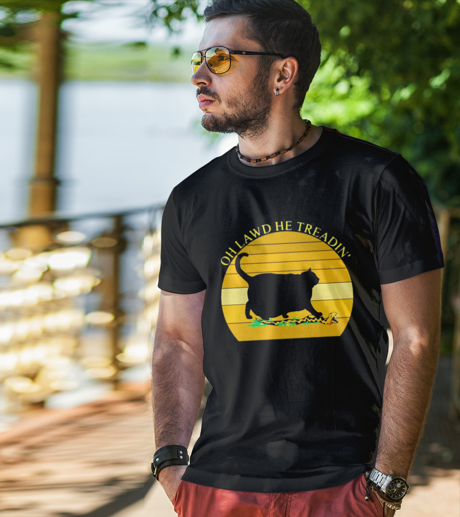 Oh Lawd He Treadin' Black Cat Vintage Retro Sunset T-Shirt